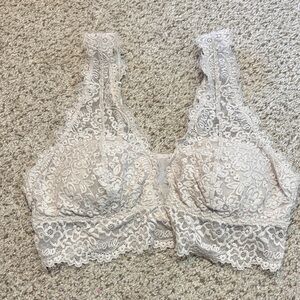 Aerie Lace Convertible Adjustable Bra Size Medium | Lacey | feminine | boho |
